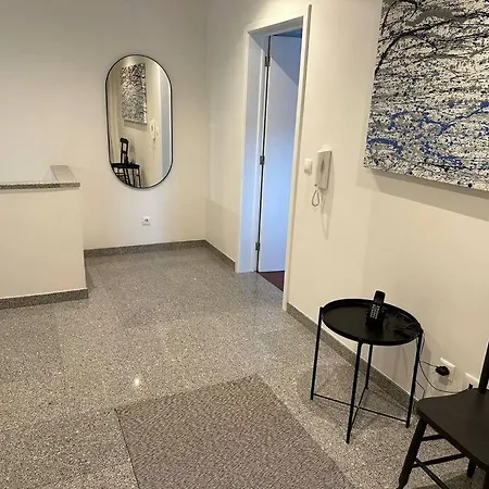 Conforto, Espaço E Localização *