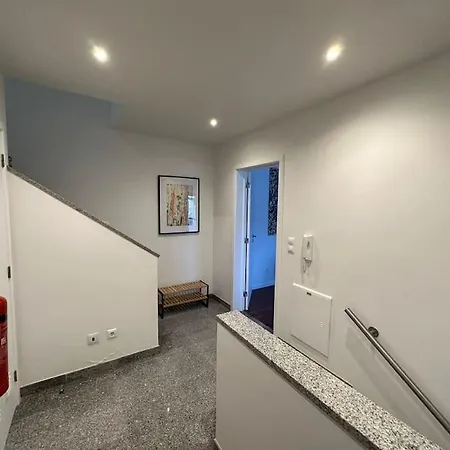 Conforto, Espaço E Localização * Ribeira Grande